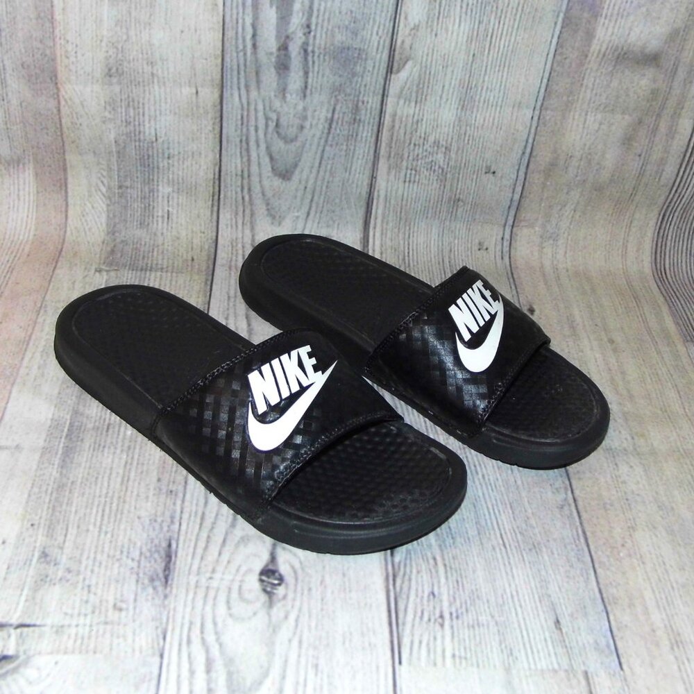 NIKE Benassi JDI Black Slide Sandals Womens Size 8